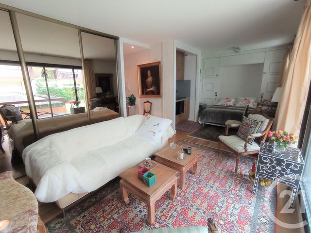 Afficher la photo en grand Appartement T1 à vendre - 1 pièce - 32,81 m2 - DEAUVILLE - 14 - BASSE-NORMANDIE