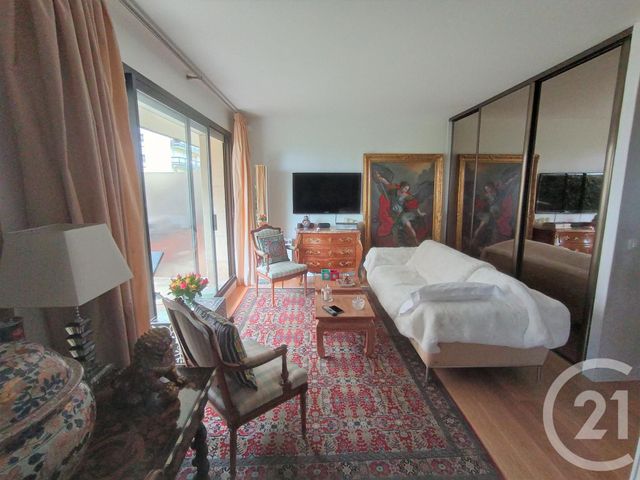 Afficher la photo en grand Appartement T1 à vendre - 1 pièce - 32,81 m2 - DEAUVILLE - 14 - BASSE-NORMANDIE