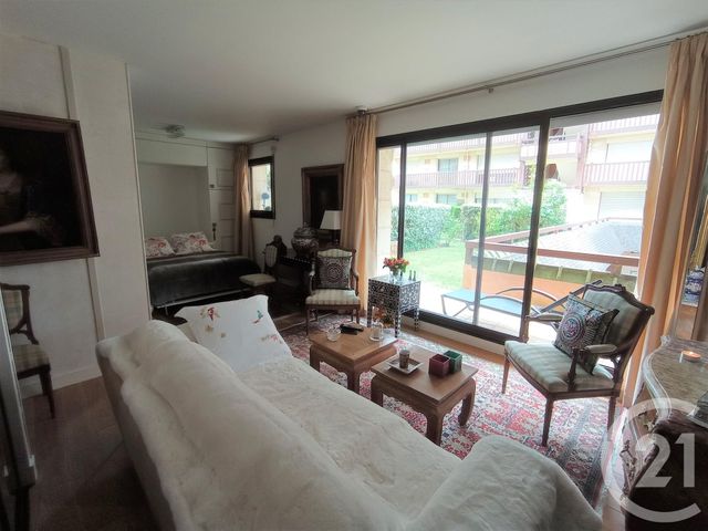 Afficher la photo en grand Appartement T1 à vendre - 1 pièce - 32,81 m2 - DEAUVILLE - 14 - BASSE-NORMANDIE