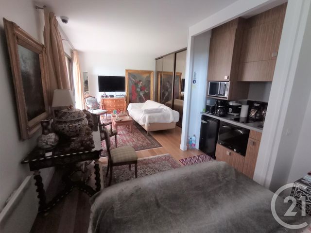 Afficher la photo en grand Appartement T1 à vendre - 1 pièce - 32,81 m2 - DEAUVILLE - 14 - BASSE-NORMANDIE
