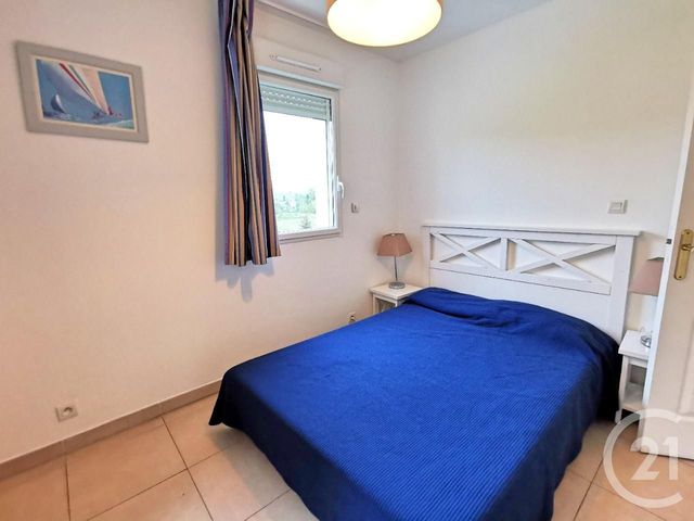 Afficher la photo en grand Appartement F2 à vendre - 2 pièces - 40,96 m2 - ST ARNOULT - 14 - BASSE-NORMANDIE