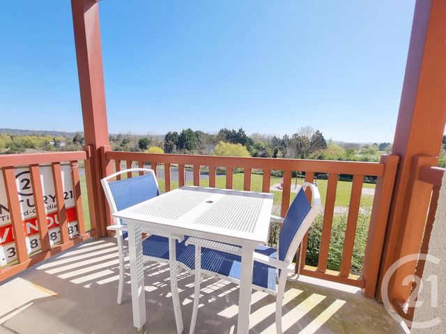 Afficher la photo en grand Appartement F2 à vendre - 2 pièces - 40,96 m2 - ST ARNOULT - 14 - BASSE-NORMANDIE