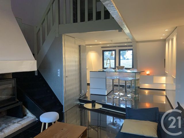 Afficher la photo en grand Appartement F2 à vendre - 2 pièces - 51 m2 - TOURGEVILLE - 14 - BASSE-NORMANDIE