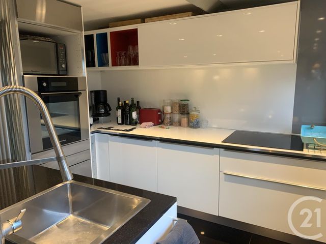Afficher la photo en grand Appartement F2 à vendre - 2 pièces - 51 m2 - TOURGEVILLE - 14 - BASSE-NORMANDIE