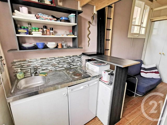Afficher la photo en grand Studette à vendre - 1 pièce - 11 m2 - DEAUVILLE - 14 - BASSE-NORMANDIE