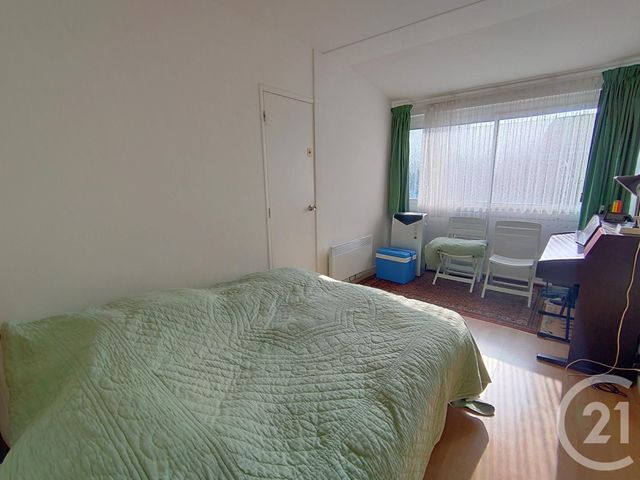 Afficher la photo en grand Appartement F4 à vendre - 4 pièces - 97 m2 - DEAUVILLE - 14 - BASSE-NORMANDIE