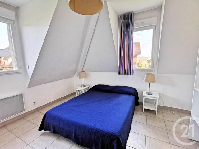 Afficher la photo en grand Appartement F2 à vendre - 2 pièces - 39,29 m2 - ST ARNOULT - 14 - BASSE-NORMANDIE