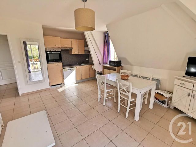 Afficher la photo en grand Appartement F2 à vendre - 2 pièces - 39,29 m2 - ST ARNOULT - 14 - BASSE-NORMANDIE
