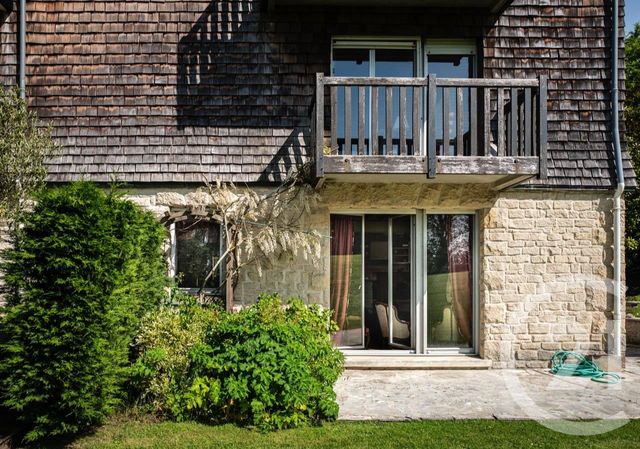 Afficher la photo en grand Appartement F5 à vendre - 5 pièces - 90 m2 - TOURGEVILLE - 14 - BASSE-NORMANDIE