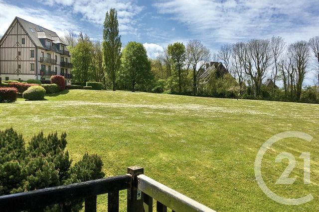 Afficher la photo en grand Appartement F5 à vendre - 5 pièces - 90 m2 - TOURGEVILLE - 14 - BASSE-NORMANDIE
