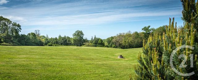 Afficher la photo en grand Appartement F5 à vendre - 5 pièces - 90 m2 - TOURGEVILLE - 14 - BASSE-NORMANDIE