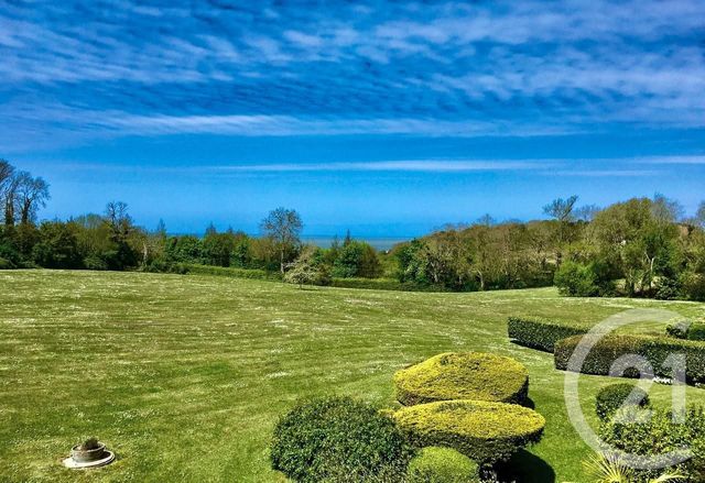 Afficher la photo en grand Appartement F5 à vendre - 5 pièces - 90 m2 - TOURGEVILLE - 14 - BASSE-NORMANDIE