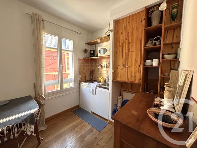Afficher la photo en grand Appartement F2 à vendre - 2 pièces - 23,11 m2 - Trouville Sur Mer - 14 - BASSE-NORMANDIE