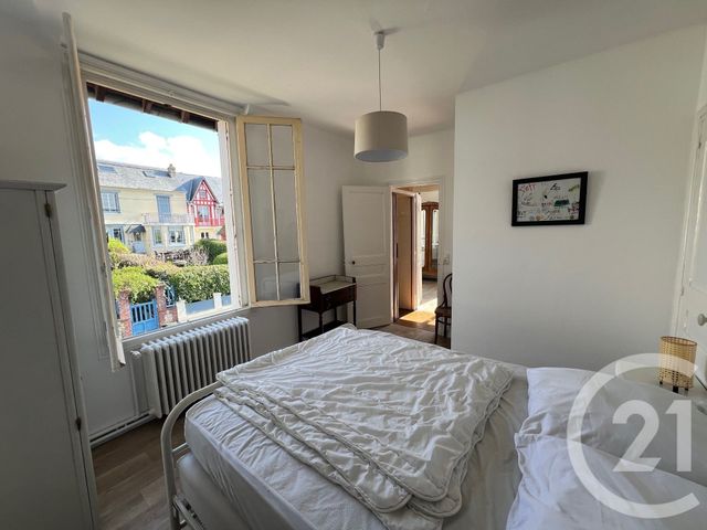 Maison &agrave; vendre - 4 pi&egrave;ces - 82 m2 - Touques - 14 - BASSE-NORMANDIE