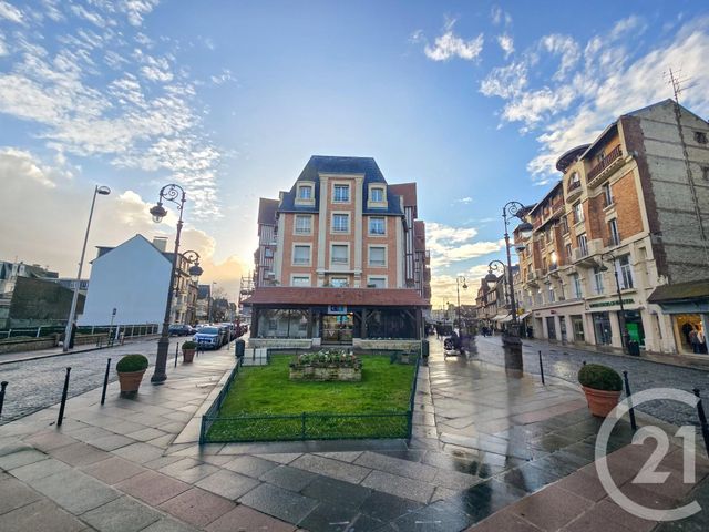 Appartement Duplex à vendre - 4 pièces - 85 m2 - Deauville - 14 - BASSE-NORMANDIE