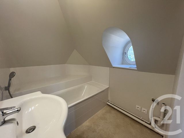 Appartement F3 à vendre - 4 pièces - 75,40 m2 - Trouville Sur Mer - 14 - BASSE-NORMANDIE