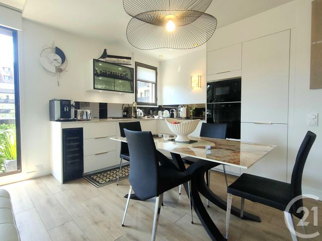 Appartement F2 &agrave; vendre - 2 pi&egrave;ces - 62,07 m2 - Deauville - 14 - BASSE-NORMANDIE