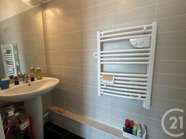 Afficher la photo en grand Appartement F4 à vendre - 4 pièces - 90,26 m2 - Deauville - 14 - BASSE-NORMANDIE