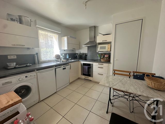 Afficher la photo en grand Appartement F4 à vendre - 4 pièces - 90,26 m2 - Deauville - 14 - BASSE-NORMANDIE