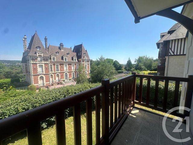 Afficher la photo en grand Appartement F4 à vendre - 4 pièces - 90,26 m2 - Deauville - 14 - BASSE-NORMANDIE
