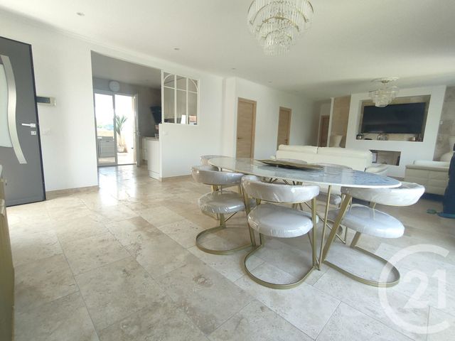 Afficher la photo en grand Maison à vendre - 6 pièces - 146 m2 - Touques - 14 - BASSE-NORMANDIE
