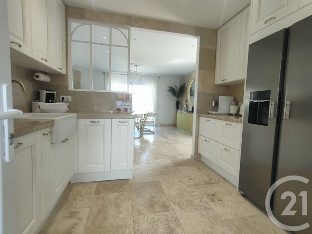 Afficher la photo en grand Maison à vendre - 6 pièces - 146 m2 - Touques - 14 - BASSE-NORMANDIE