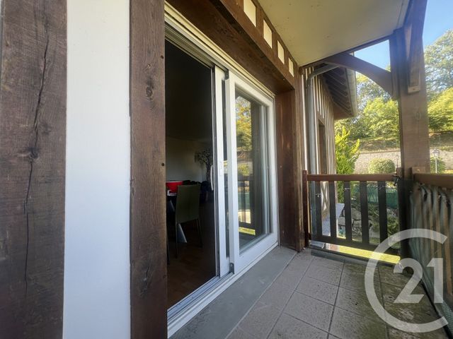 Afficher la photo en grand Appartement F3 à vendre - 3 pièces - 69,53 m2 - Deauville - 14 - BASSE-NORMANDIE