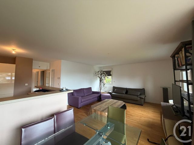 Afficher la photo en grand Appartement F3 à vendre - 3 pièces - 69,53 m2 - Deauville - 14 - BASSE-NORMANDIE