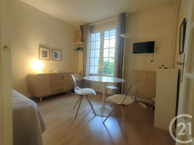 Afficher la photo en grand Appartement F3 à vendre - 3 pièces - 64,76 m2 - Tourgeville - 14 - BASSE-NORMANDIE