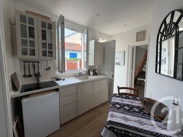 Afficher la photo en grand Maison à vendre - 3 pièces - 25 m2 - Deauville - 14 - BASSE-NORMANDIE