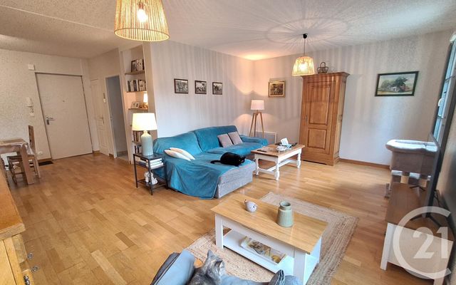 Afficher la photo en grand Appartement F3 à vendre - 3 pièces - 85 m2 - Pont L Eveque - 14 - BASSE-NORMANDIE