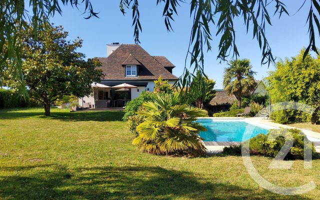 Maison à vendre - 8 pièces - 287 m2 - Pont L Eveque - 14 - BASSE-NORMANDIE